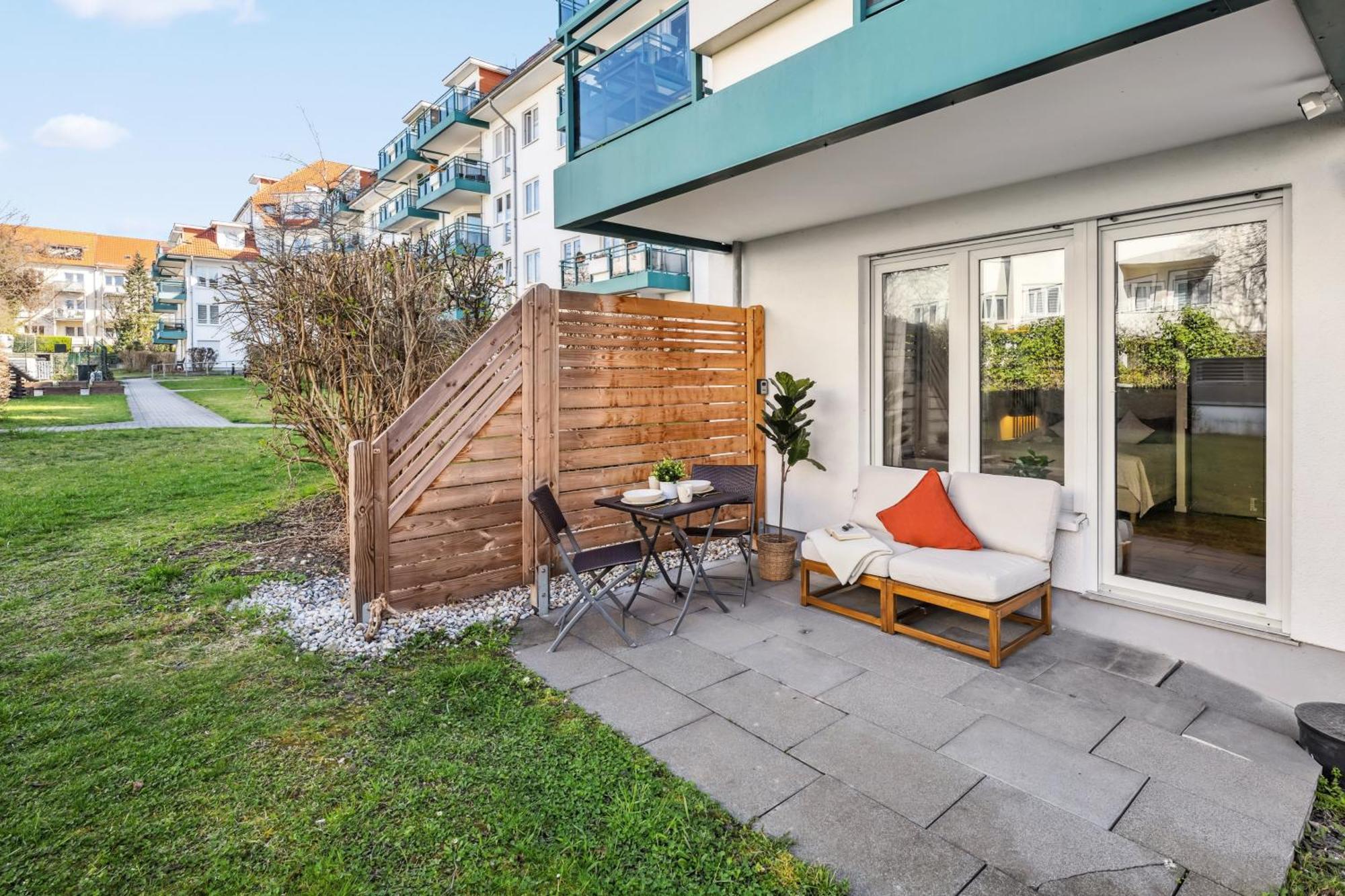 Traber Apartments Studio Kaffee Terrasse & Parken Leipzig Exterior foto